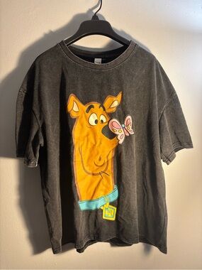 Scooby-Doo Graphic Tee - Black with Yellow Print